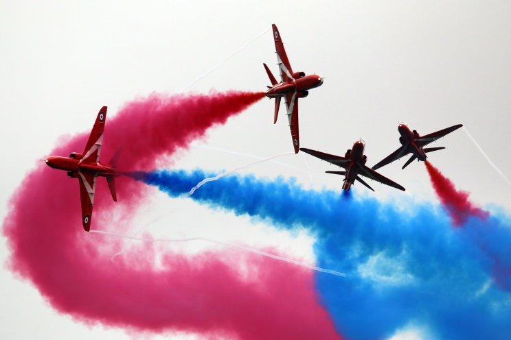 Air Tattoo offers half-price tickets to its 'neighbours'